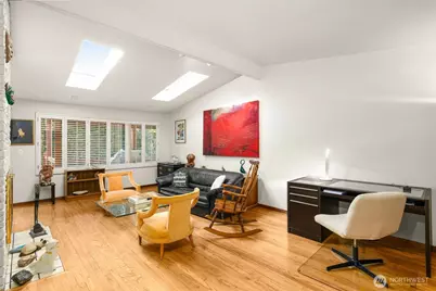 10529 NE 20th Place, Bellevue, WA 98004 - Photo 13