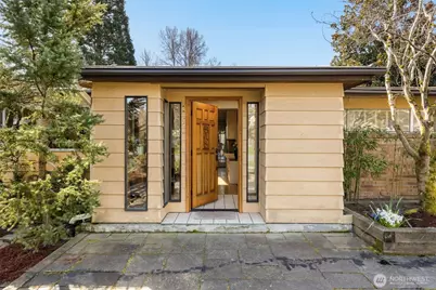 10529 NE 20th Place, Bellevue, WA 98004 - Photo 3