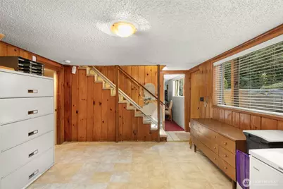 10529 NE 20th Place, Bellevue, WA 98004 - Photo 21