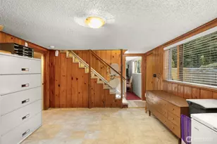 10529 NE 20th Pl, Bellevue, WA 98004 - Photo 21