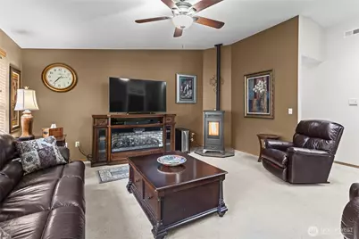 21701 31st Avenue E, Spanaway, WA 98387 - Photo 9