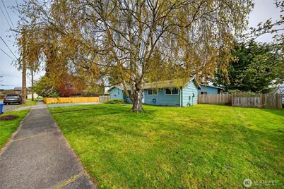 920 SW Bowmer St, Oak Harbor, WA 98277 - Photo 27