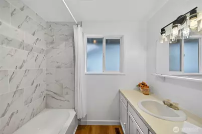 920 SW Bowmer St, Oak Harbor, WA 98277 - Photo 15