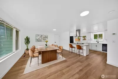 920 SW Bowmer St, Oak Harbor, WA 98277 - Photo 13