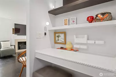 135 N 46th Street #101, Seattle, WA 98103 - Photo 21