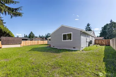 7831 202nd Place SW, Edmonds, WA 98026 - Photo 27