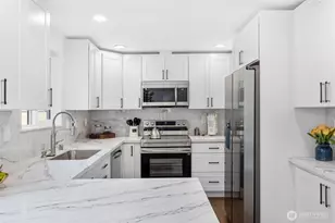 7831 202nd Pl SW, Edmonds, WA 98026 - Photo 9