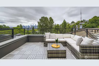 517 Howe Street #B, Seattle, WA 98109 - Photo 21