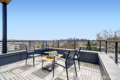 517 Howe Street #B, Seattle, WA 98109 - Photo 21