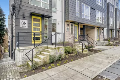 517 Howe Street #B, Seattle, WA 98109 - Photo 25