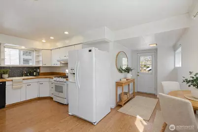 1740 4th Street, Bremerton, WA 98337 - Photo 9