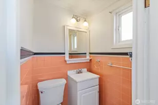 1740 4th St, Bremerton, WA 98337 - Photo 15