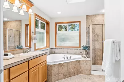 8133 NE 147th Street, Kenmore, WA 98028 - Photo 13