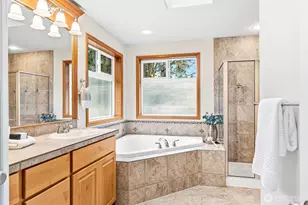 8133 NE 147th St, Kenmore, WA 98028 - Photo 13