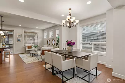 1321 Greenwich Walk NE, Issaquah, WA 98029 - Photo 5