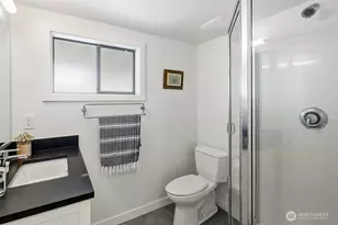 4146 SW Arroyo Dr, Seattle, WA 98146 - Photo 23