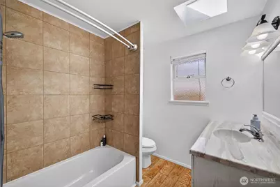 282 SW 10th Ave, Oak Harbor, WA 98277 - Photo 17