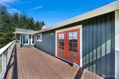 14055 Madrona Drive, Anacortes, WA 98221 - Photo 25