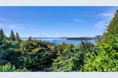 14055 Madrona Drive, Anacortes, WA 98221 - Photo 37