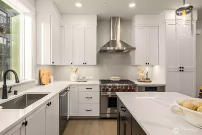 14806 NE 149th Place #19, Woodinville, WA 98072 - Photo 5