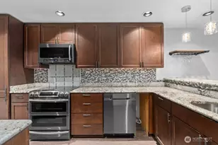 6525 139th Pl NE, Redmond, WA 98052 - Photo 7