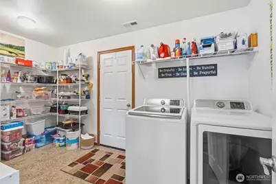 1804 Harborview Drive, Aberdeen, WA 98520 - Photo 7