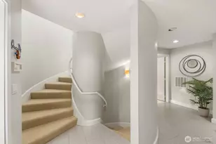 1717 Ferry Ave SW, Seattle, WA 98116 - Photo 3