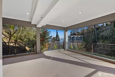 1717 Ferry Avenue SW, Seattle, WA 98116 - Photo 5