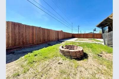 305 N Earl Road, Moses Lake, WA 98837 - Photo 5