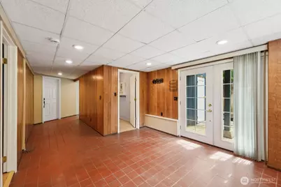 9533 Lake Shore Boulevard NE #A, Seattle, WA 98115 - Photo 5