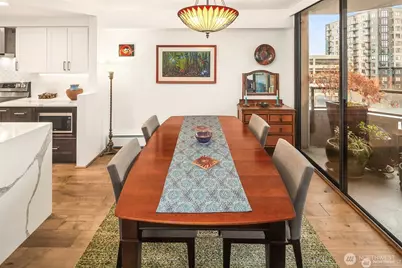 2621 2nd Avenue #504, Seattle, WA 98121 - Photo 5