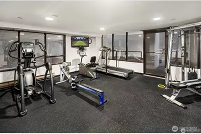 2621 2nd Avenue #504, Seattle, WA 98121 - Photo 15