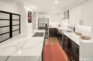 2621 2nd Ave, Seattle, WA 98121 - Photo 3