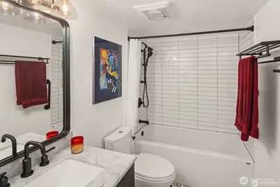 2621 2nd Avenue #504, Seattle, WA 98121 - Photo 7