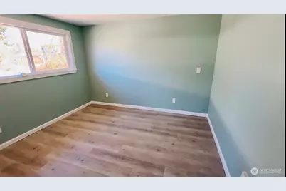 9040 17th Avenue SW, Seattle, WA 98106 - Photo 11