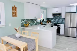 9040 17th Ave SW, Seattle, WA 98106 - Photo 9