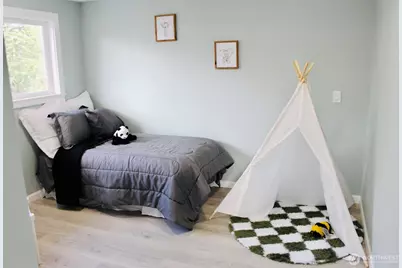 9040 17th Avenue SW, Seattle, WA 98106 - Photo 15