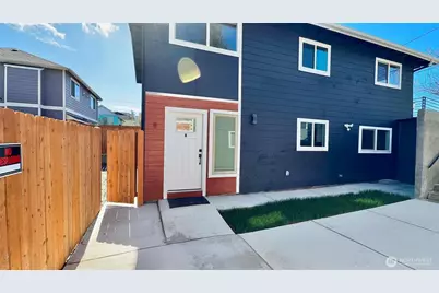 9040 17th Avenue SW, Seattle, WA 98106 - Photo 17