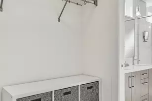 6313 9th Ave NE, Seattle, WA 98115 - Photo 13