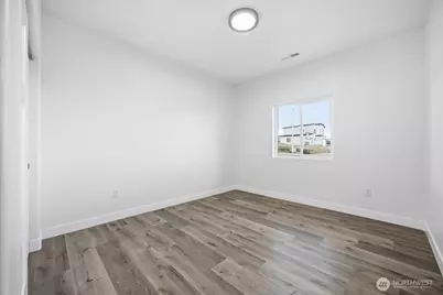 320 Victoria Street, Sunnyside, WA 98944 - Photo 23