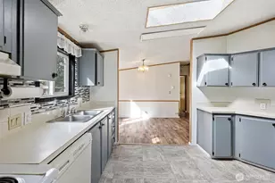 6044 SW Old Clifton Rd, Port Orchard, WA 98367 - Photo 9