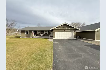 4 River Overlook Street, Omak, WA 98841 - Photo 1