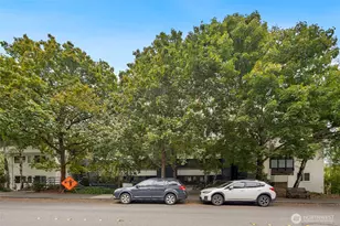 3055 80th Ave SE, Mercer Island, WA 98040 - Photo 3