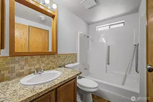 1402 22nd Street NE, Auburn, WA 98002 - Photo 17