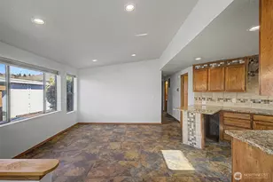 1402 22nd Street NE, Auburn, WA 98002 - Photo 5