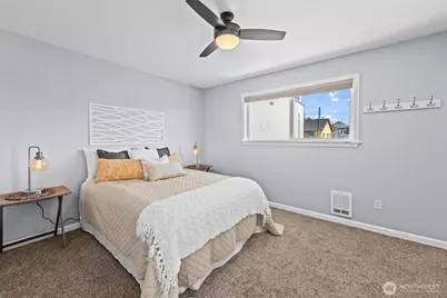 1010 Perry Avenue #305, Bremerton, WA 98310 - Photo 13