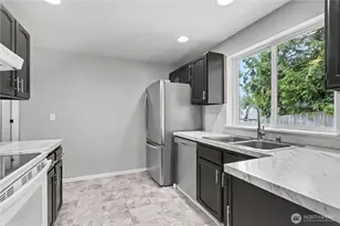 9807 Overlook Dr NW, Olympia, WA 98502 - Photo 7