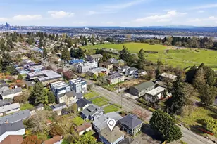 8847 9th Ave SW, Seattle, WA 98106 - Photo 29