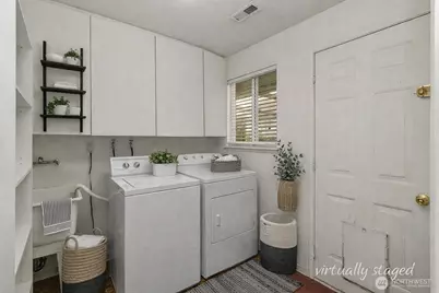 5709 Grove Street, Marysville, WA 98270 - Photo 9