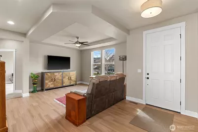 1747 S Blanchard Loop, East Wenatchee, WA 98802 - Photo 7